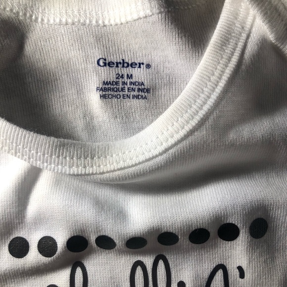 ***CHILLIN’ WITH MY SNOWMIES*** GERBER Baby - Picture 4 of 4